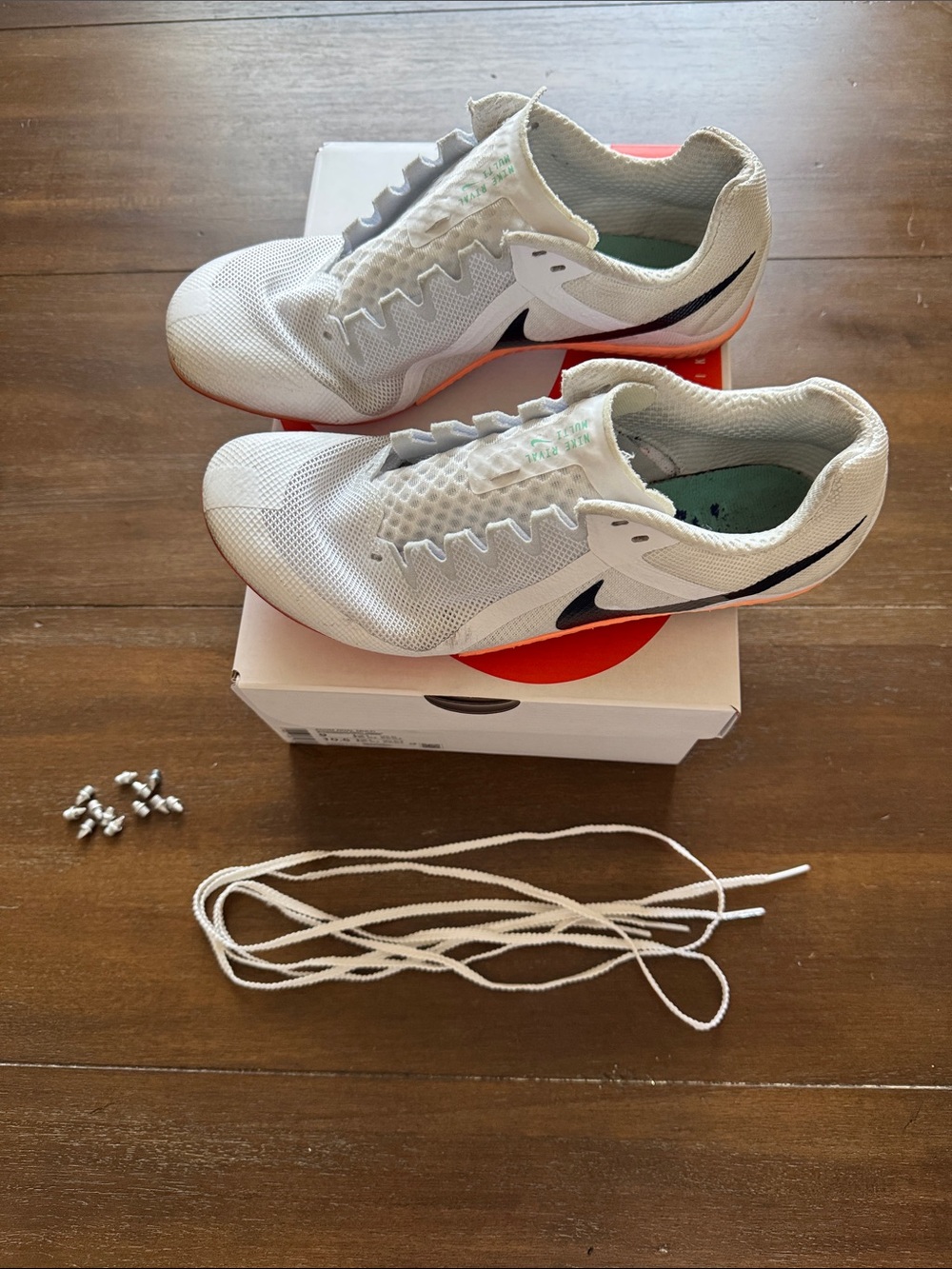 Size M9 W10.5 Nike Zoom Rival Multi-event track and field spikes shoes
